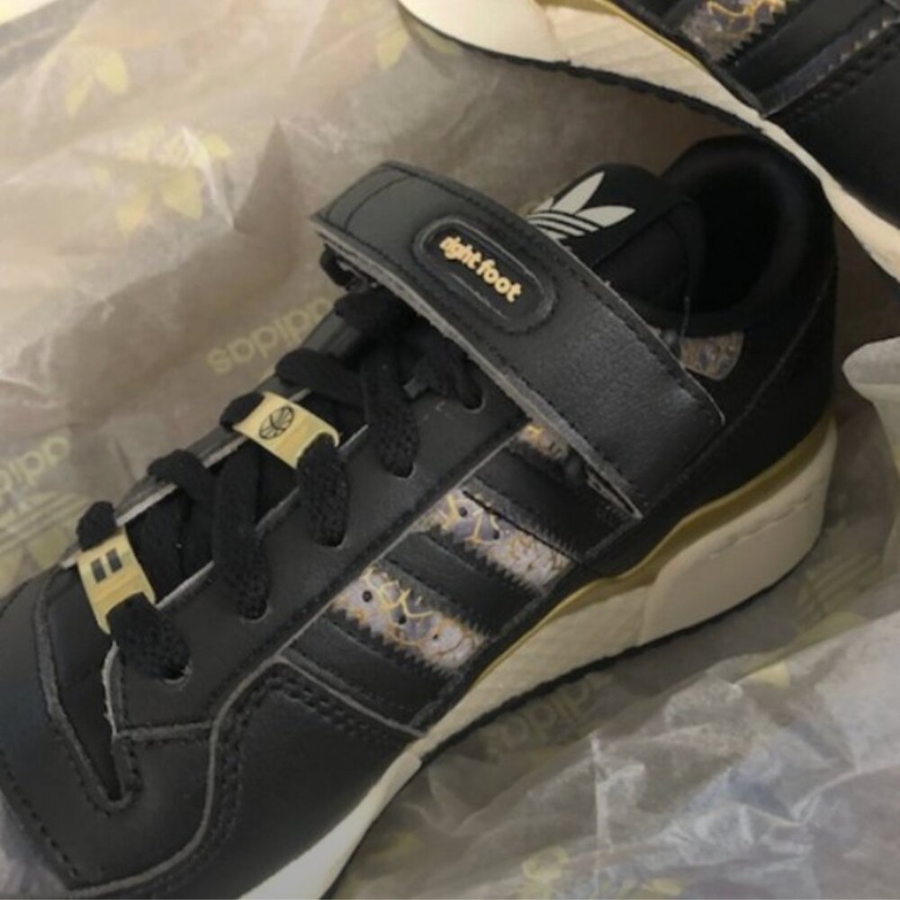 Adidas Women Forum Low Candace Parker 6.5 NWT